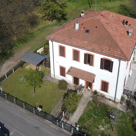 Crespi D'Adda A "Colori" Villa Каприате Сан Джервазио Екстериор снимка